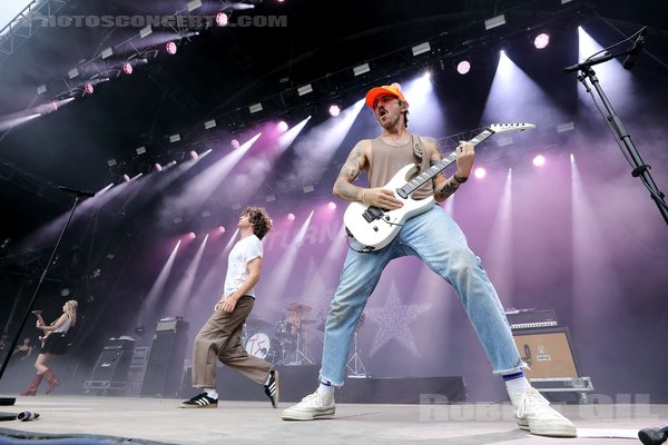 TURNSTILE - 2023-08-25 - SAINT CLOUD - Domaine National - Scene de la Cascade - Brendan Yates